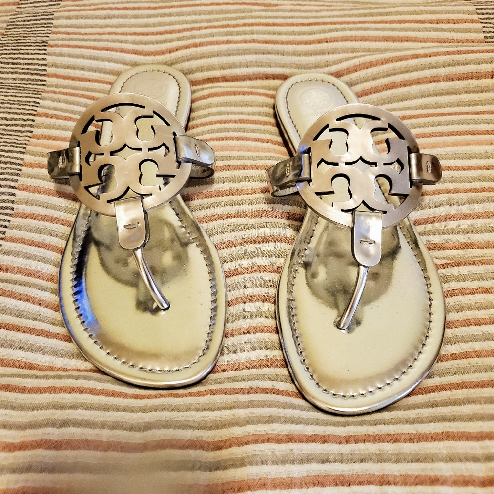 Women sandal